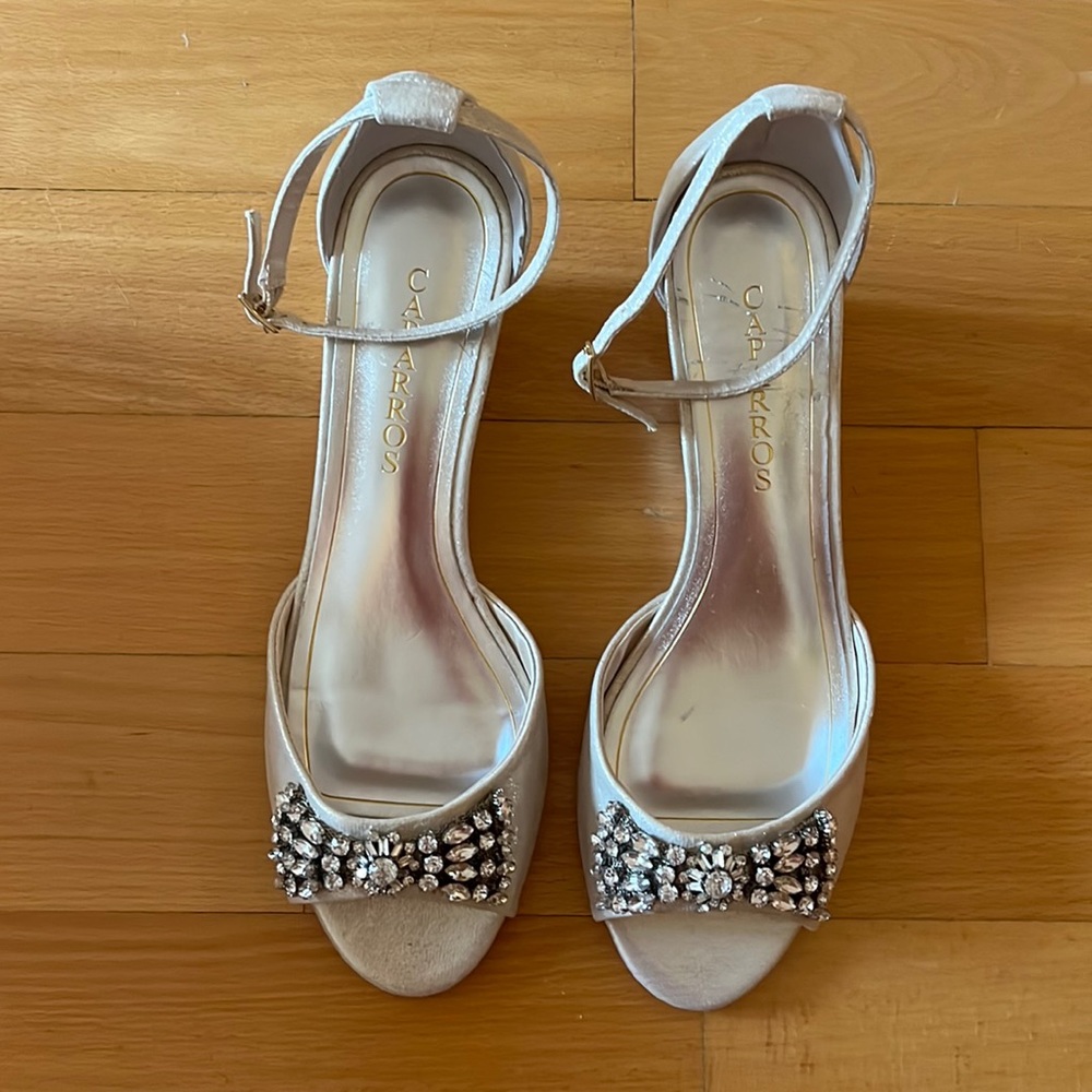 Caparro Ivory Silvers shimmer formal shoes